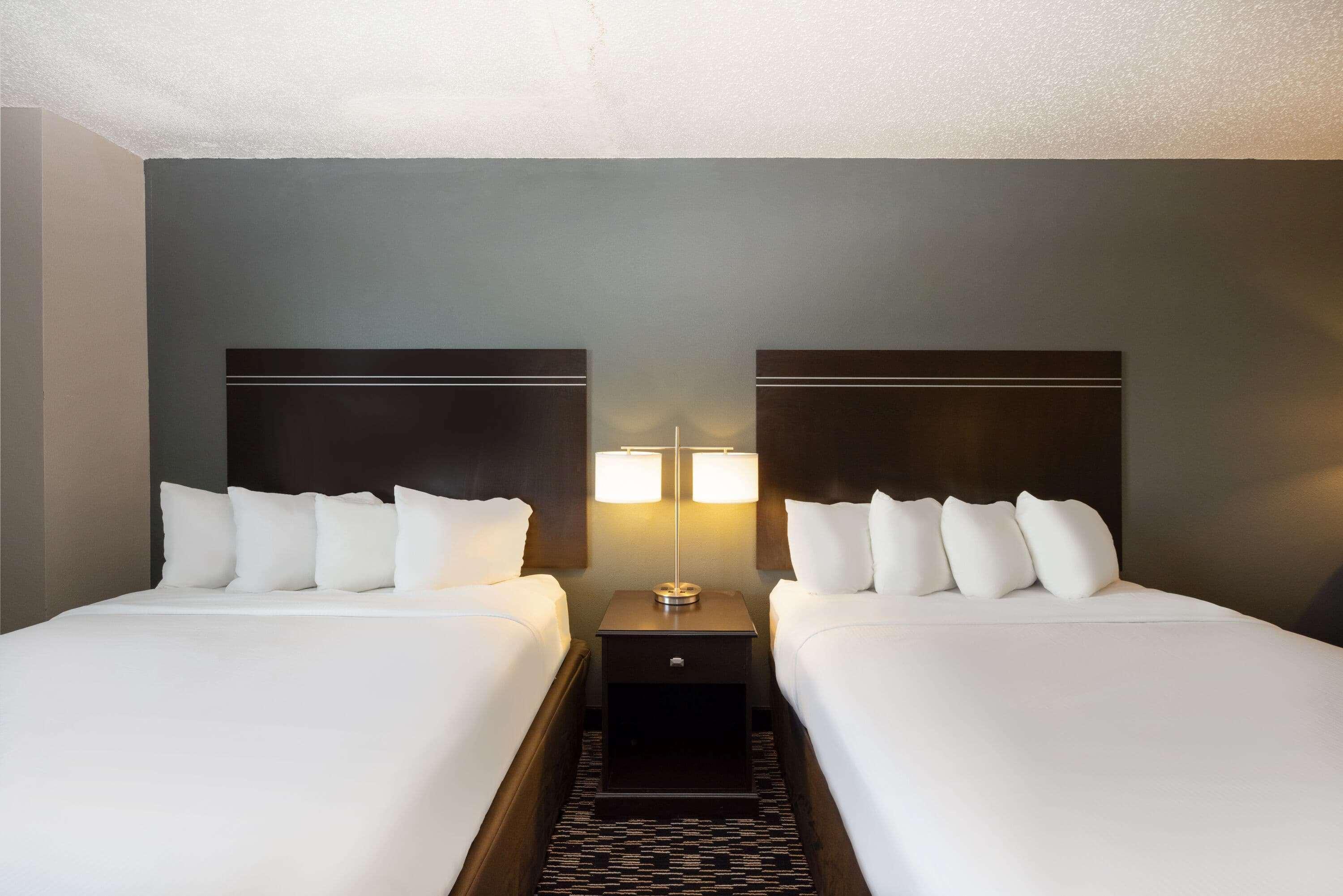 Wingate By Wyndham Gillette Hotel Bagian luar foto
