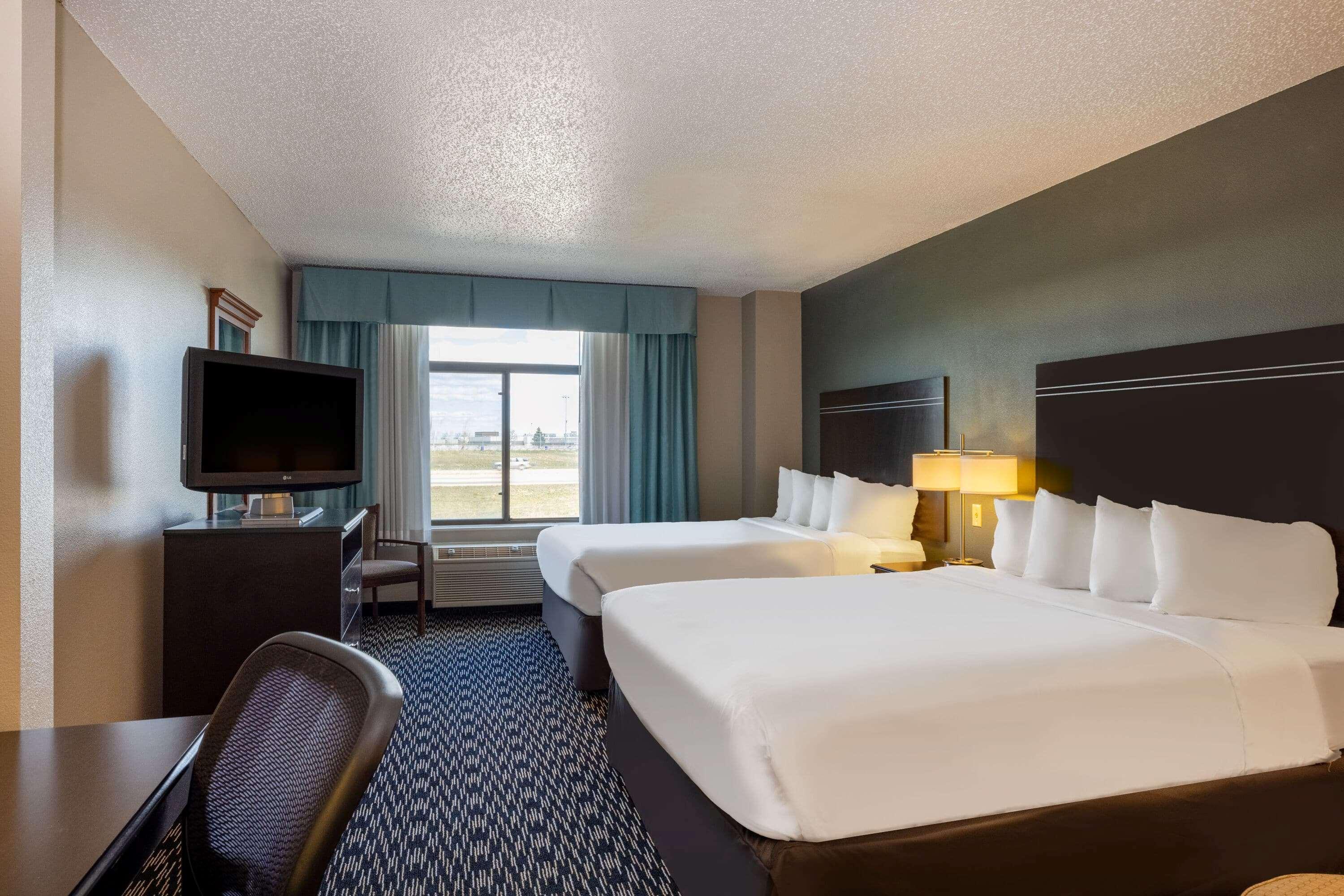 Wingate By Wyndham Gillette Hotel Bagian luar foto
